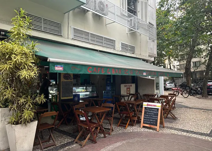 Cobertura Duplex Quadra Praia Quarto Privativo Rio de Janeiro